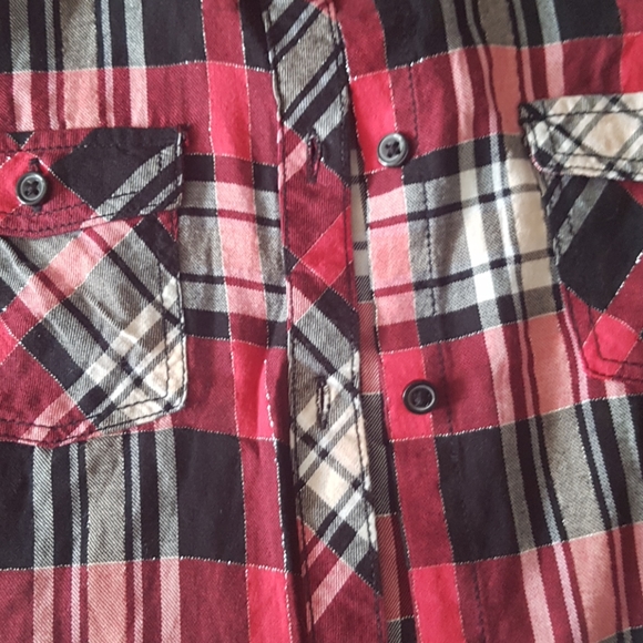 Shirt - Picture 2 of 3